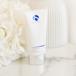 iS Clinical Warming Honey Cleanser | iS Clinical Türkiye